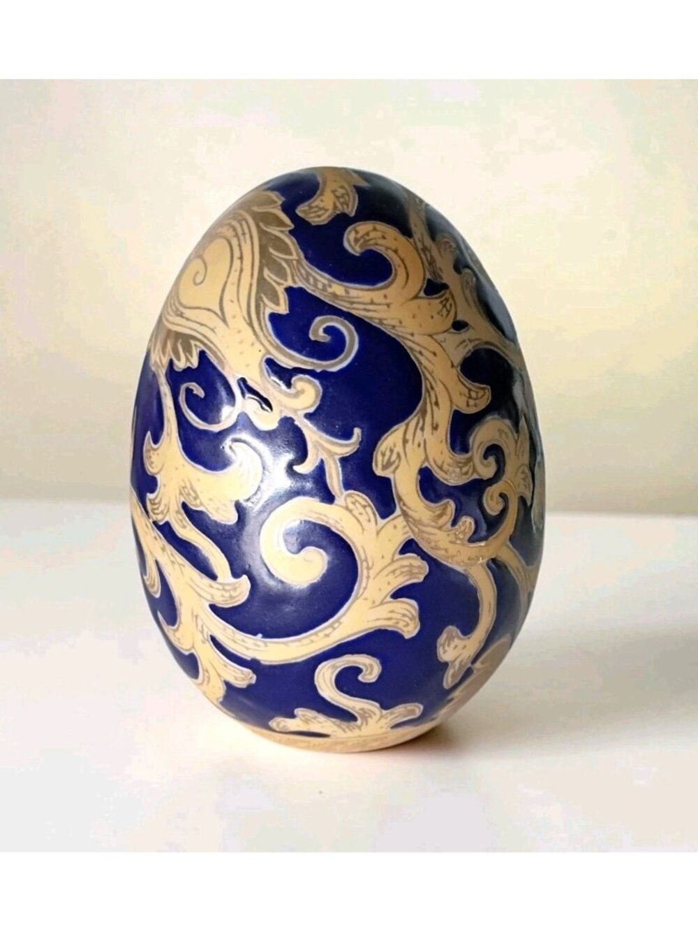 Vintage Scrollwork Damask Porcelain Egg Figurine Asian Cobalt Blue Gold 4.75"